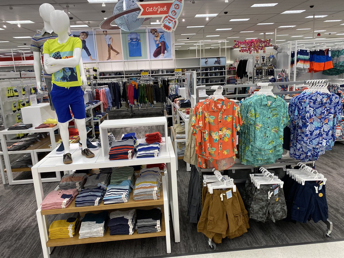 AllisonCrilly2's tweet photo. Making the most of some fun summer moments for the whole family heading into Mother’s Day weekend. #T2210 #D310 #G396 @TerryTh08713894 @nikihcopeland @aldenkooken https://t.co/MBjHllcUaw