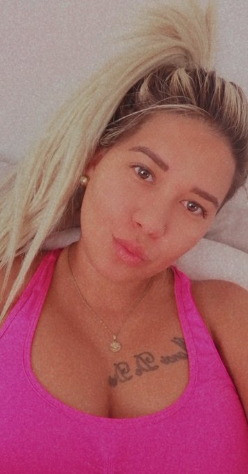 Holaaaaaaa que tal su viernes? 😽🌻 Disponible 📳 Llamadas&amp;What al 5574637472 https://t.co/Pvb2IgBTnO