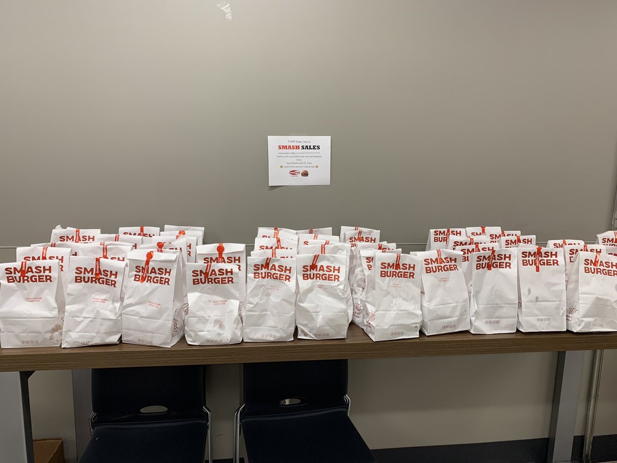 The team has been doing amazing things to support each other and our guests! We want to make sure that we recognize their hard work and thank them for all they have done, and continue to do. #Worksomewhereyou❤️#Bestteaminretail #SmashBurger #T1890 🎯 <a href="/erincoooooper/">Erin Cooper</a> <a href="/fredoface86/">Alfredo Morales</a>