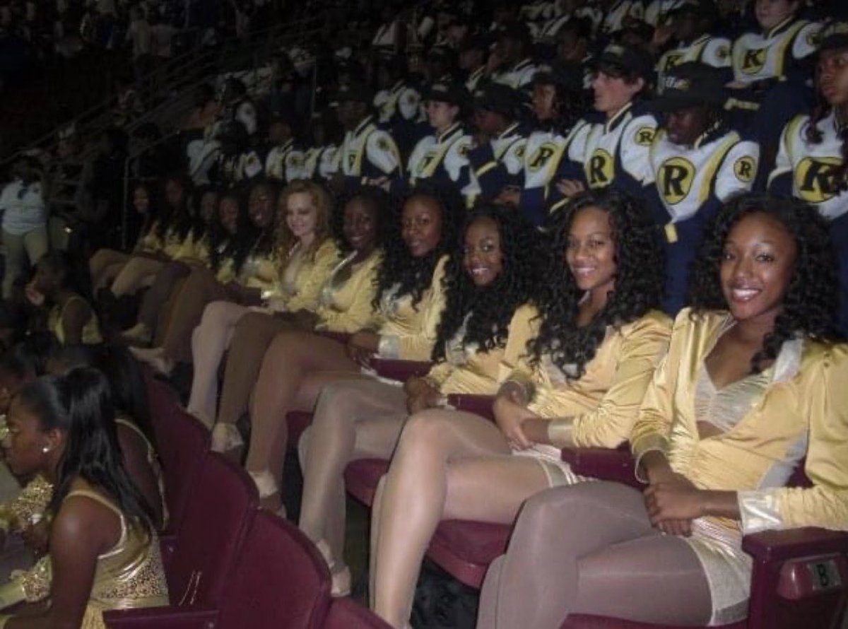 QuincyDGriffin's tweet photo. “The Right To Rule, The Desire To Achieve, The Faith To Believe and the Heart to Succeed”
Before I was the pastor of @TheFWPC, I was the pastor of Rickards High School Band. Lol
#FBF #TeachersAppreciationWeek #RickardsHigh #RickardsHighSchool #RaiderNation #PastorQuincyGriffin https://t.co/yn0bc7Lsws