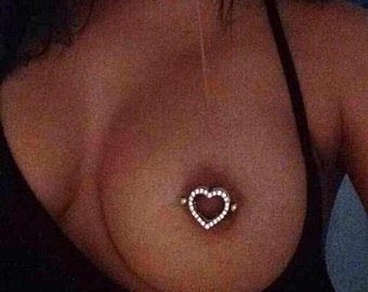 HotTopicMens's tweet image. i will personally rip this off