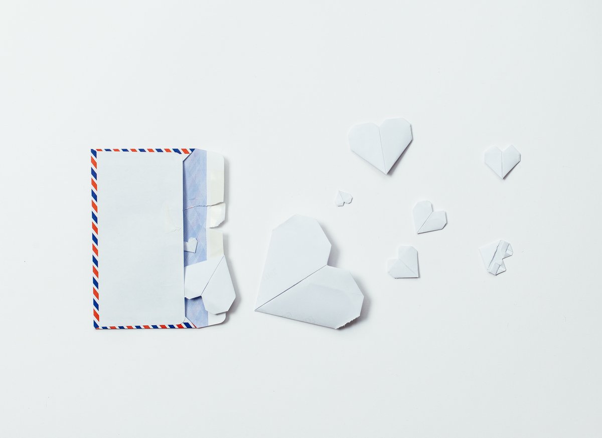 buddiesTO's tweet photo. Gearing up for Pride month, we're launching a queer pen pal exchange!

A chance to share some thoughts about what Pride means to you; to exchange some queer life stories and experiences; to write about what things are like right now for you. 

https://t.co/jw9NRCeamm https://t.co/AxY3bLjue9