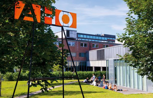 How <a href="/Cloudalize/">Cloudalize</a> enables #RemoteEducation for #architecture #students #design and #modeling needs bit.ly/GPU_BIM #GPU #cloud <a href="/AHO_Oslo/">AHO</a> #VDI #CAD #BIM #DaaS <a href="/nvidia/">NVIDIA</a> <a href="/citrix/">Citrix</a> #onlineeducation #Covid_19 <a href="/BennyWillen/">Benny Willen</a> <a href="/AIANational/">AIA</a>