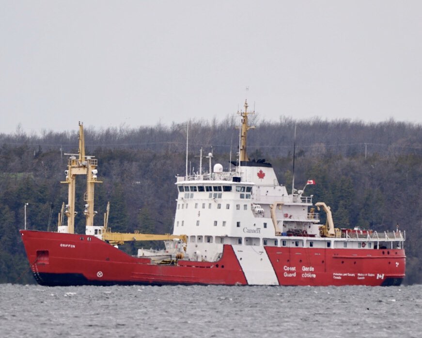 RLitwiller's tweet photo. Our @CoastGuardCAN at work. #CCGSGriffon anchored in Bay of Quinte off Lake Ontario today. Special Thank You to our Canadian Coast Guard sailors, keeping our waterways safe &amp; open for shipping, moving our economy. Canada is a Maritime Nation! https://t.co/a1vHvXgCAP