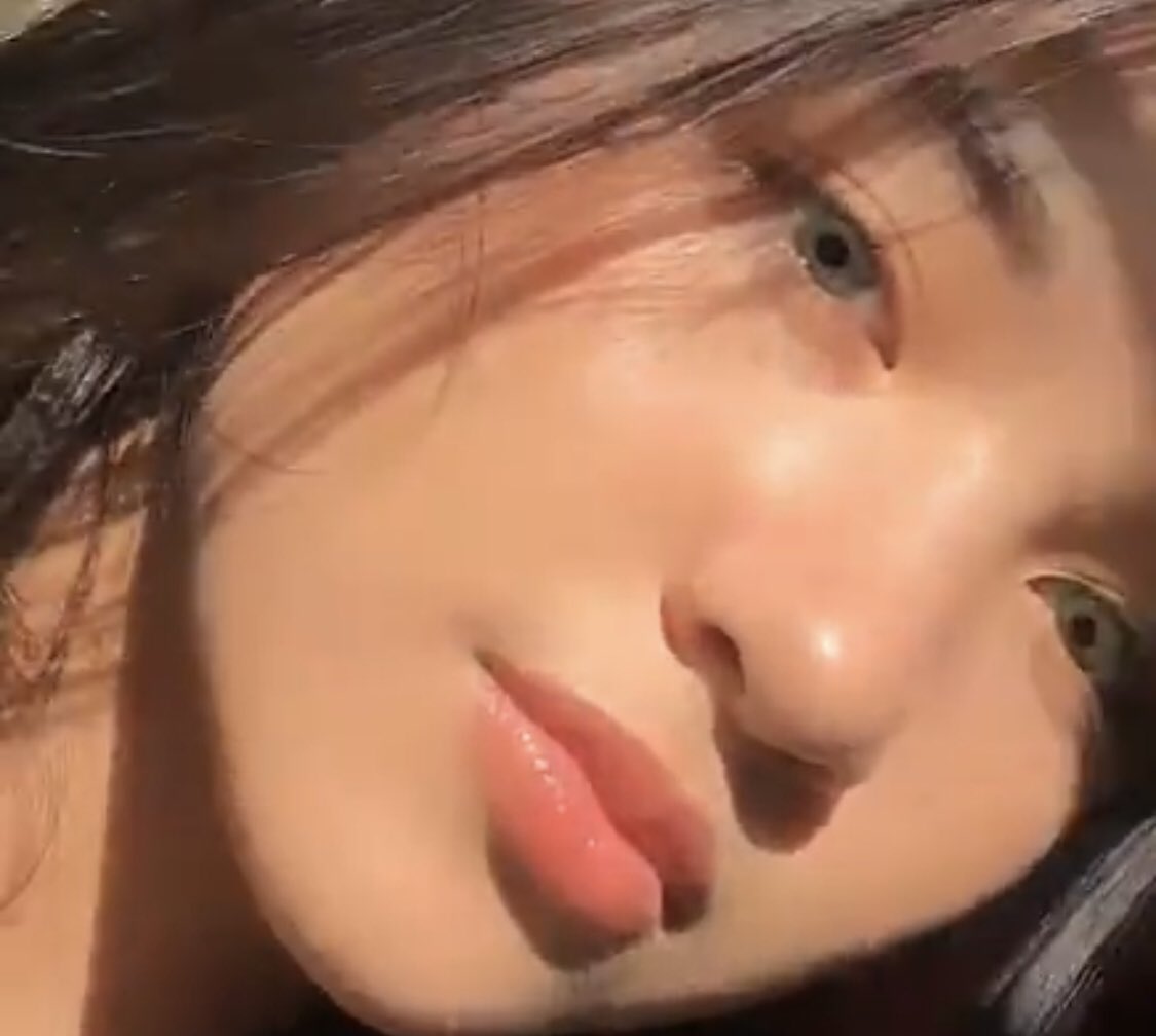 NicoleTorresOFC's tweet photo. sun-kissed
/ˈsən ˌkist/ https://t.co/Qye7KT3Epj