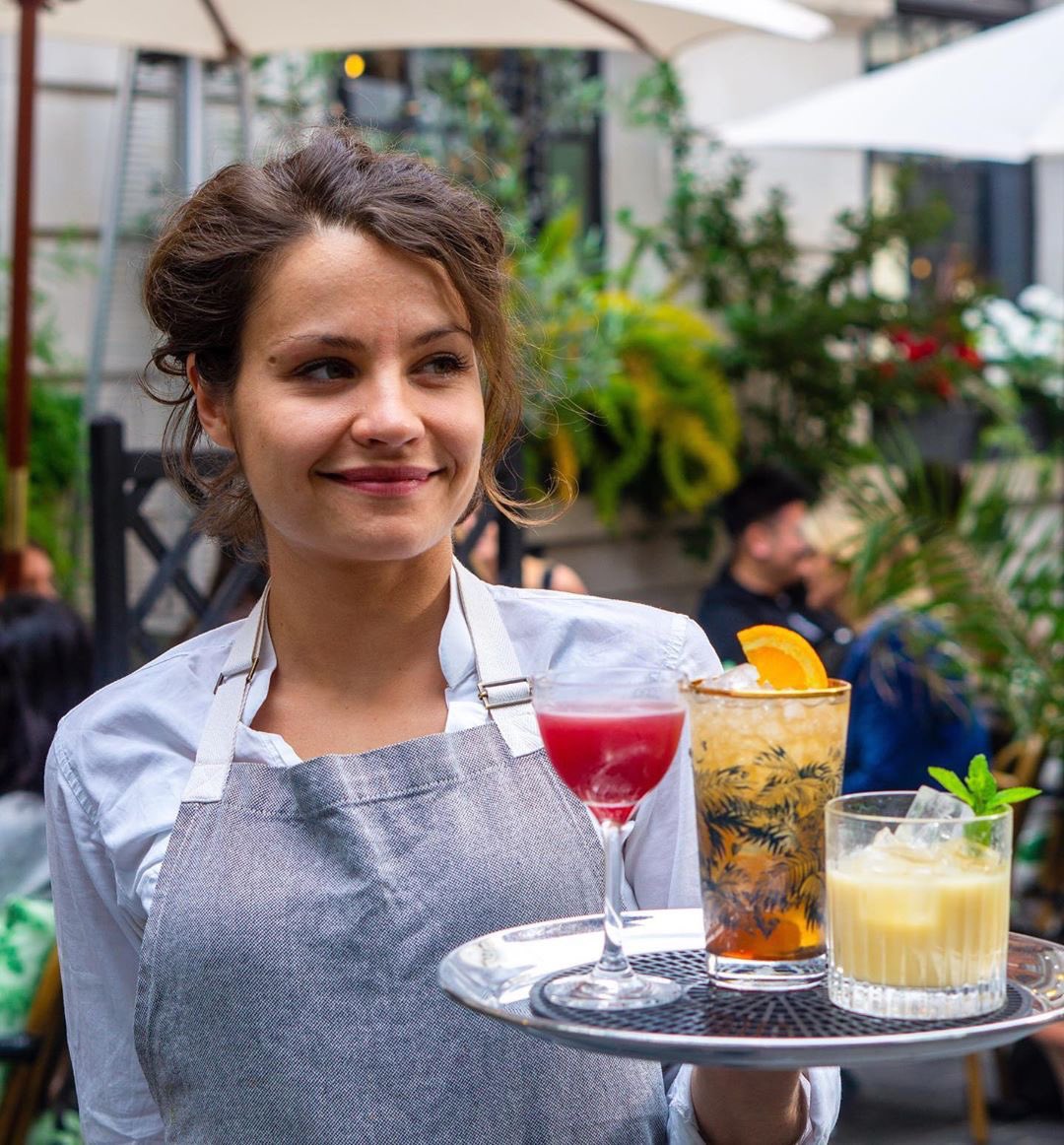 🍸 Friday flashback to drinks on the terrace.⁣

We can’t wait to serve you guys again. Until then, we hope you’ve got someone at home to fetch you bank holiday refreshments (even if it’s self-service).⁣ 💚