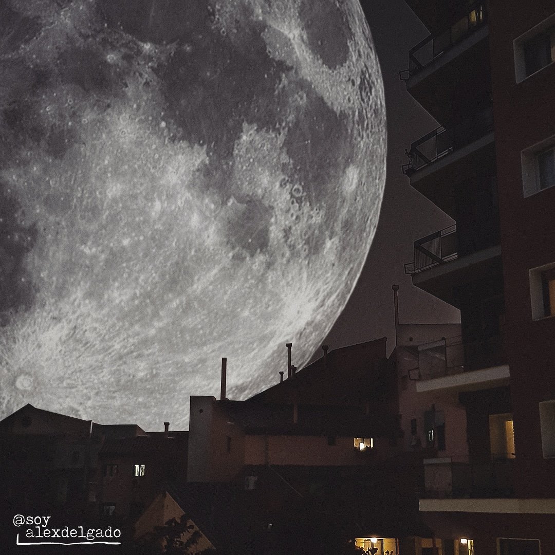soyalexdelgado's tweet photo. ¿Visteis la superluna de ayer? Fue de las gordas.

#madrid #superluna #luna #noche #diseñografico #fotografía #adobe  #photoshop #adobephotoshop #supermoon #moon #night #mattepainting #createmanipulation #graphicdesign #photoshopart #photography #arte #art https://t.co/9RkPTu9Fzr