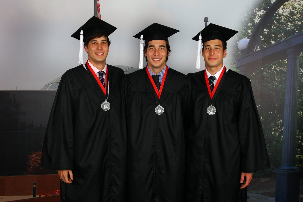 UGASwimDive's tweet photo. Brothers ➡️ Teammates ➡️ Graduates

#GoDawgs | #UGAgrad 🐾 https://t.co/dKMXdI5WEa