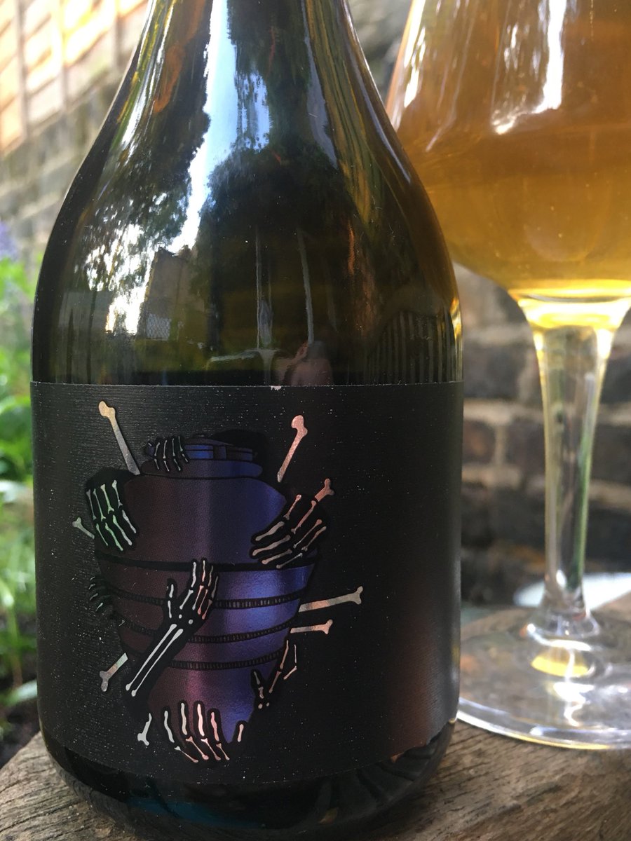 ihardwick's tweet photo. Feeling locked down? Shut in? Entombed? Definitely the latter, and more please. Another @beavertownbeer #TempusProject special, Emtomb II is a gose aged in terracotta amphorae and infused with sea salt and coriander seeds. Complex, tart, refreshing, recommended. #craftbeer https://t.co/yxrnlaU1Sb