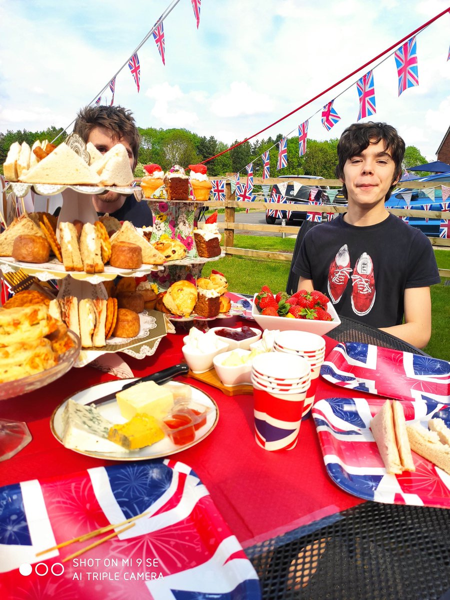 Rob Owen tweet media