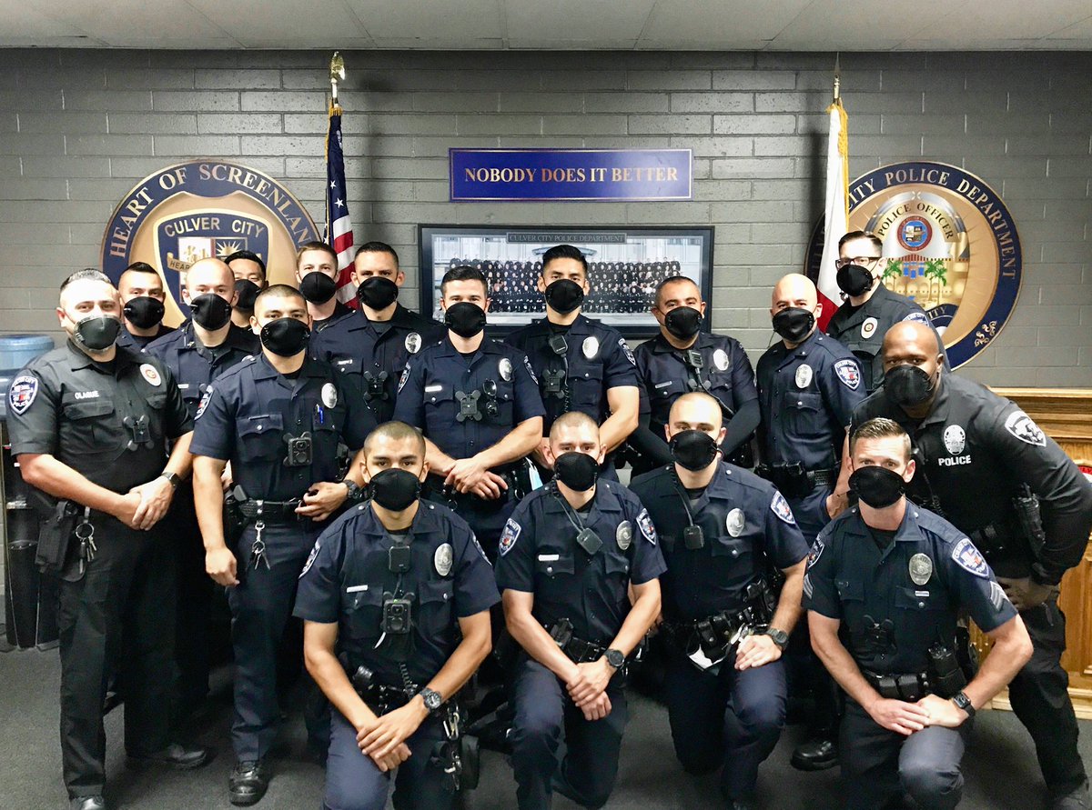 Culver_cityPD's tweet image. Day Watch ready to work with their @armorexpress masks! Thank you for helping keep our officers safe 🙏💙
