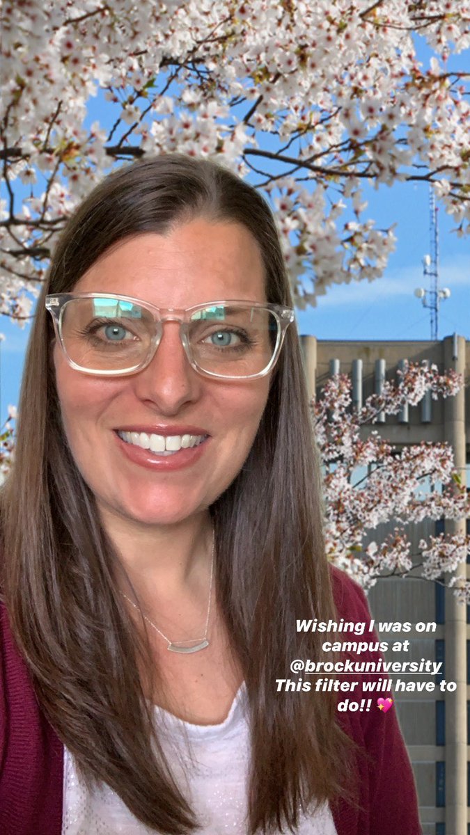 BrockUniversity's tweet photo. 🌸📸🤳🏽 Badgers, you can now take a selfie with the #BrockU cherry blossoms from home!

▪️Open our new Instagram effect.
▪️Select your background by tapping your screen.
▪️Smile!

Find the Instagram effect at
https://t.co/3DtXt5XaA5. https://t.co/BLZd6xhEXH
