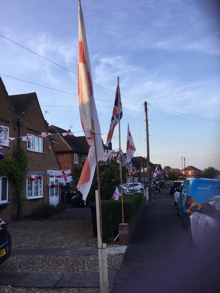sian9008's tweet photo. @littlehillsch Harry and Liam have had a great day celebrating VE Day, our street looked brilliant���🇧😊 https://t.co/kQJty0DqDK