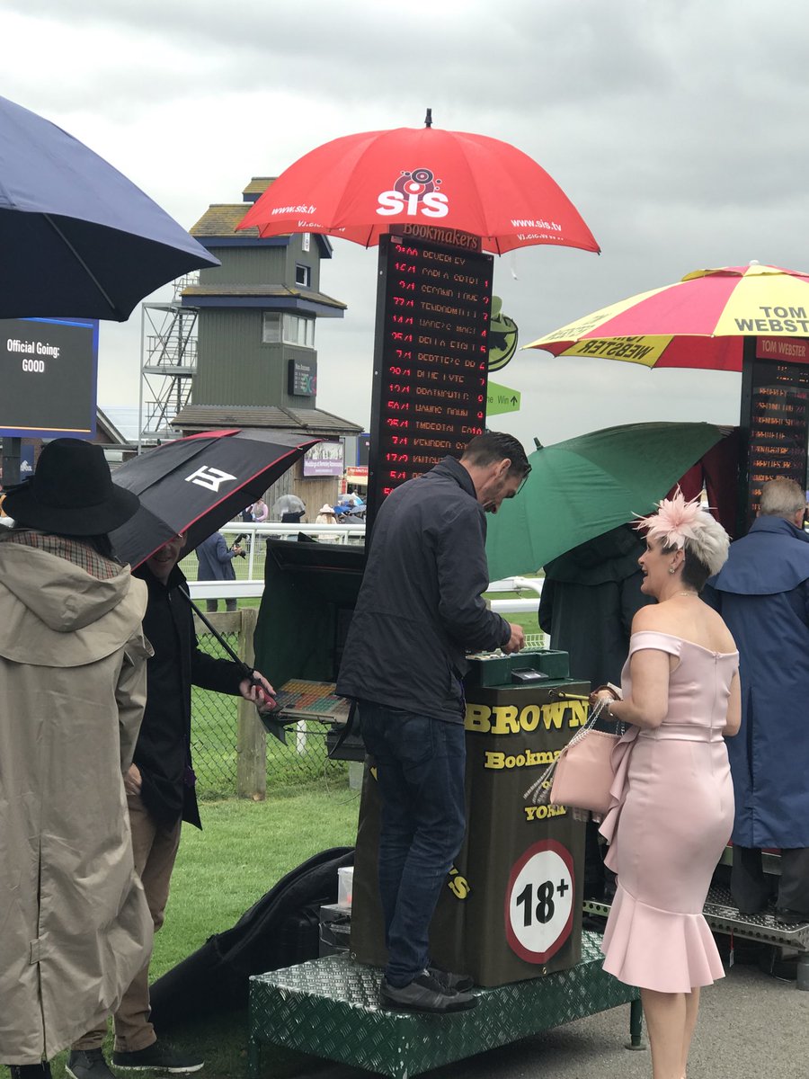 ⁦<a href="/Lordsofthering1/">Lords of the ring</a>⁩ best mush ever 😂