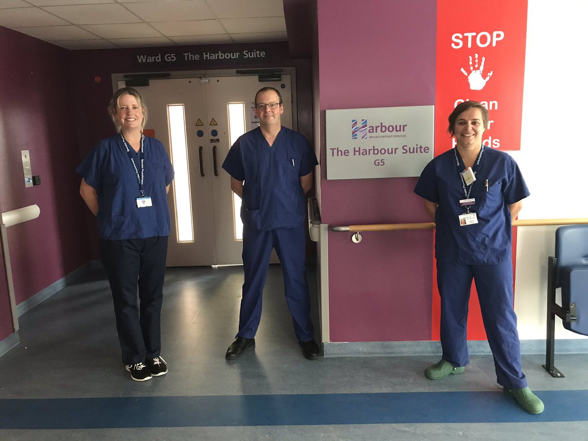 Today face behind the mask 😷 and thank you gose to Are fantastic physio colleagues working on G5 RHCU you have been amazing at supporting our patients and getting them well again Another discharged today well done team respiratory @NatalieRaven10 @QahHigh