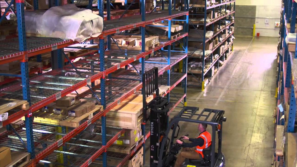 ToyotaEquipment's tweet photo. Can I Add A Pallet Rack Level To My Application? 

The answer isn’t always a clear-cut yes or no when it comes to adding more vertical storage space. There are several things to take into account

More https://t.co/oDv0GyoZr3 #warehousing #logistics https://t.co/TVDo5hUOBd