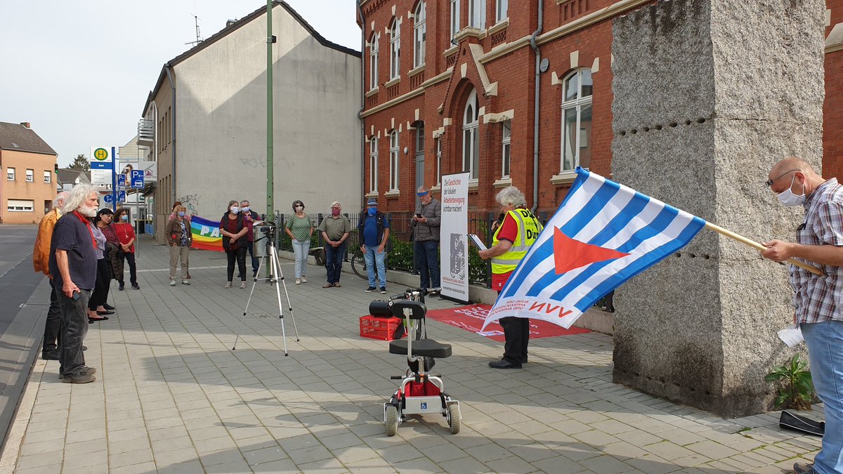 "75 Jahre Befreiung vom Faschismus - 75 Jahre Selbstbefreiung des Konzentrationslagers Buchenwald" - Gedenkveranstaltung in #Düren - #Birkesdorf. #Antifa #TagDerBefreiung #VVNBdA #achterMai facebook.com/48166621195584…