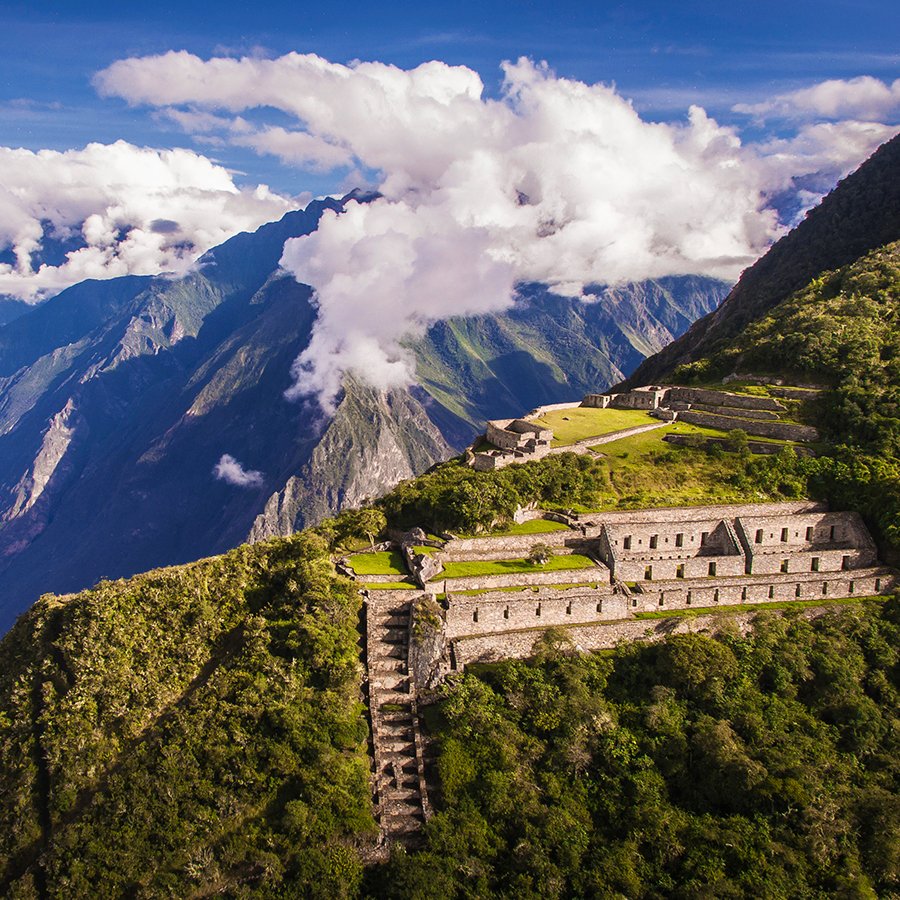 DomiPeruTravel's tweet photo. Discover Choquequirao! 
The second “Lost City of the Incas”, is equal or more impresive than Machu Picchu!

A mystical place… a mystical destination that is waiting, for you, for recharge energies
https://t.co/NvclV64FIq

#WeAreWaitingForYou #StayAtHome #StaySafe #TravelTomorrow https://t.co/NkmzroAmZZ