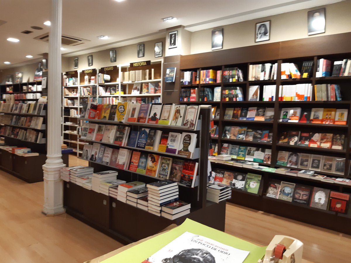 Mendezlibreria's tweet photo. A partir del lunes 11 de mayo, se podrán recoger pedidos con CITA PREVIA. Podéis hacer vuestros encargos por mail a libreriamendez@telefonica.net y por teléfono: 913664141.
El horario será de 10 a 14 horas.
Queremos agradecer las múltiples muestras de cariño y apoyo recibidas https://t.co/5UDYQnFKXQ