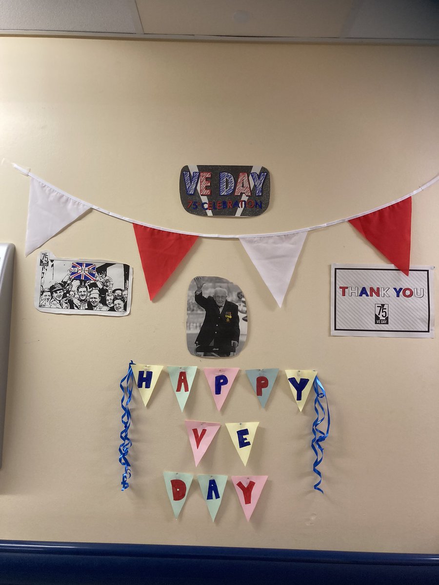 kagneys's tweet photo. Did our bit to show respect on this special VE Day. Tea &amp; cakes for the patients, 2 mins silence and a bit of home made bunting. Go team AMU!!!! https://t.co/xt24qn74lI