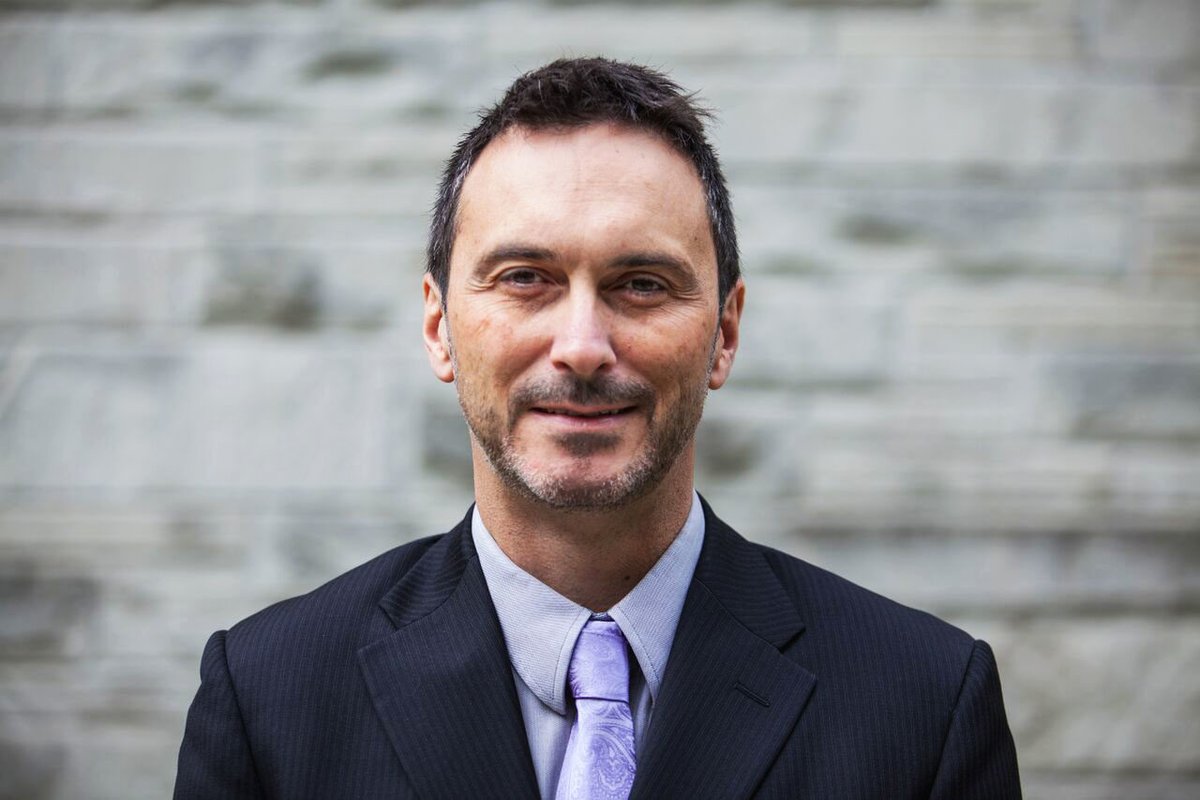 trsmtorontomet's tweet photo. "It's important that companies not chase short-term opportunities, but focus on the kind of behaviour that is going to make them valued members of our communities," quotes Chris MacDonald, Associate Professor &amp; Director of the Ted Rogers Leadership Centre. https://t.co/uBggjWFv0N https://t.co/zLMIXRTjyM