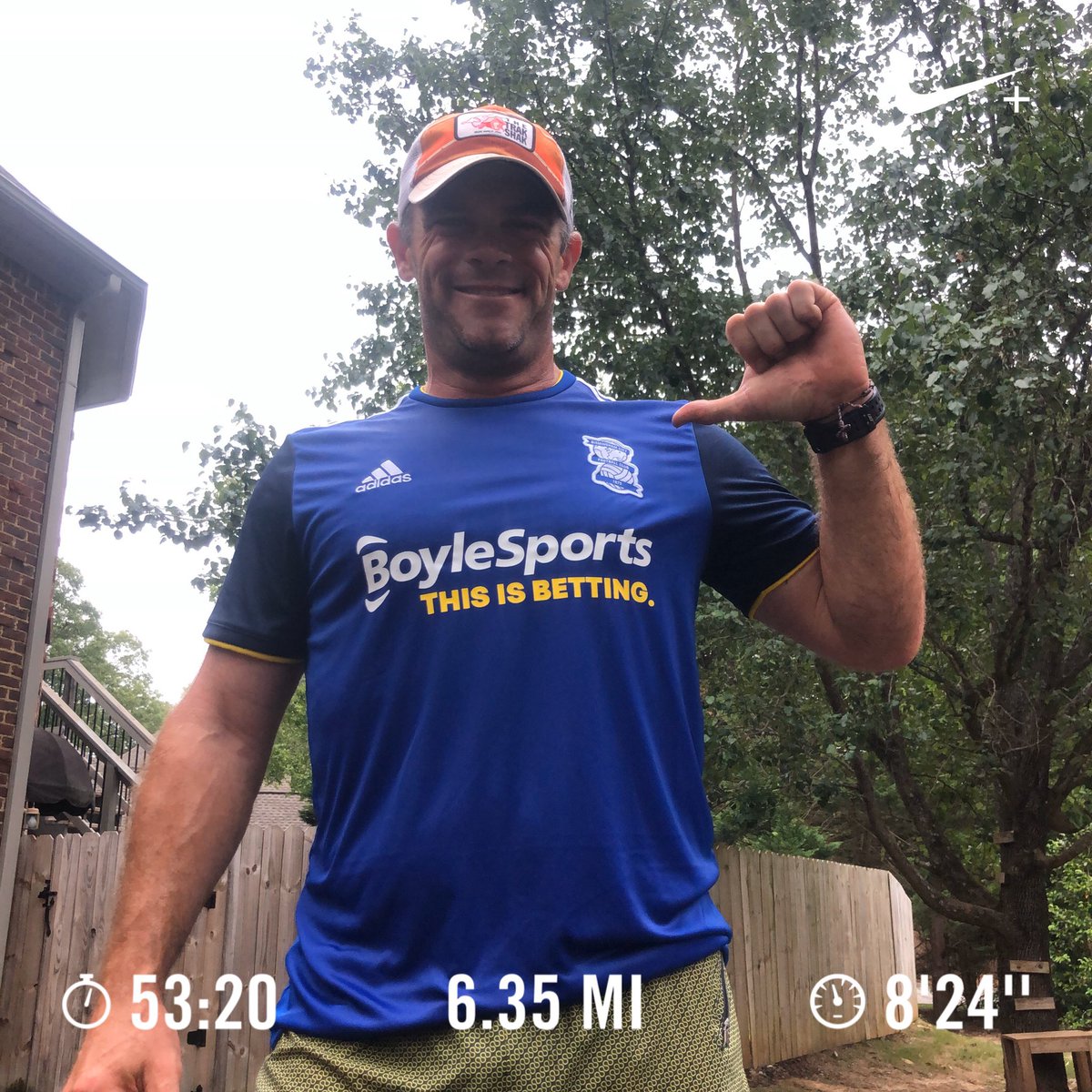 ColeBensinger's tweet photo. Friday #krochallenge run done! I threw on the @BCFC colors and ran in solidarity w/ them to raise money for area hospitals. I hope this helps inspire y’all to #KeepRightOn! I’ll wear my @bhmlegion shirt tomorrow. #HammerDown #HammerRightOn #runAlabama https://t.co/V5zAMRpPlt