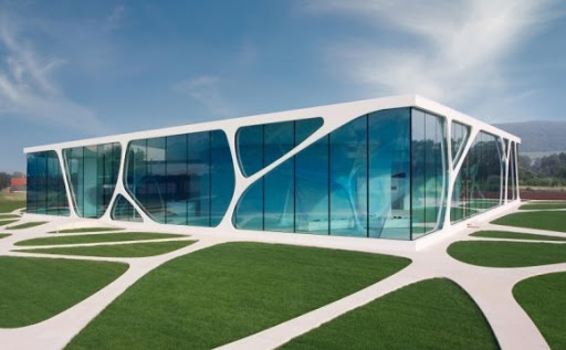 berkun's tweet photo. This film reminds me of the Neutron bomb effect in most architecture photos: there are rarely any people in them.
It's almost like they weren't designed to be used at all and are part of a museum display.
#chairtimes #design #architecture #designmtw https://t.co/FN1ar0uJPl