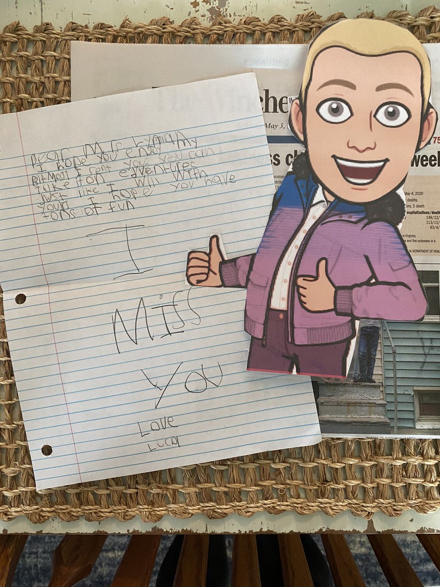 JanieLyman's tweet photo. So thankful! I can’t tell you how much sunshine ☀️ these kind gestures brought to me on a rainy day! Thank you 3rd graders &amp; families! @RoundHillES https://t.co/mh9TLh1EjT