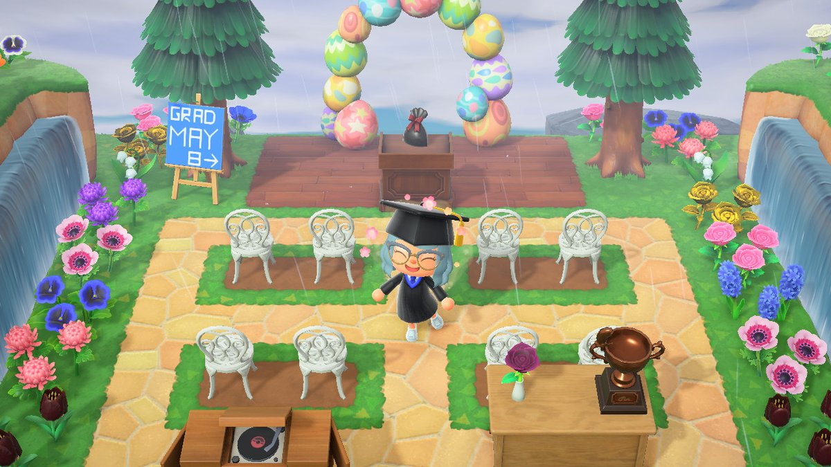 HippieFilthy's tweet photo. Come help me celebrate graduation! DM for dodo code #Class2020 #AnimalCrossing #ACNH #NintendoSwitch https://t.co/8L9hg3FgiE