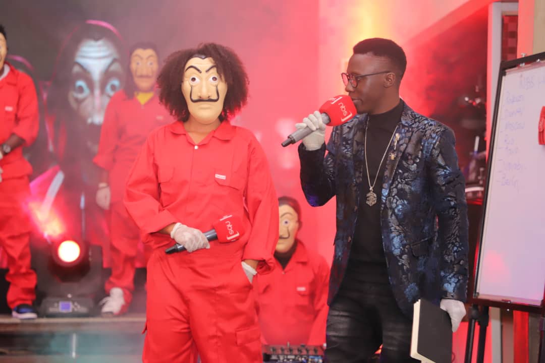 nextradio_ug's tweet photo. Time is greater than money. Tonight, we are here to give you good ride of entertainment only to balance your lifestyle. #NBSKatchUp #NBSUpdates https://t.co/0nG2DJk42Q