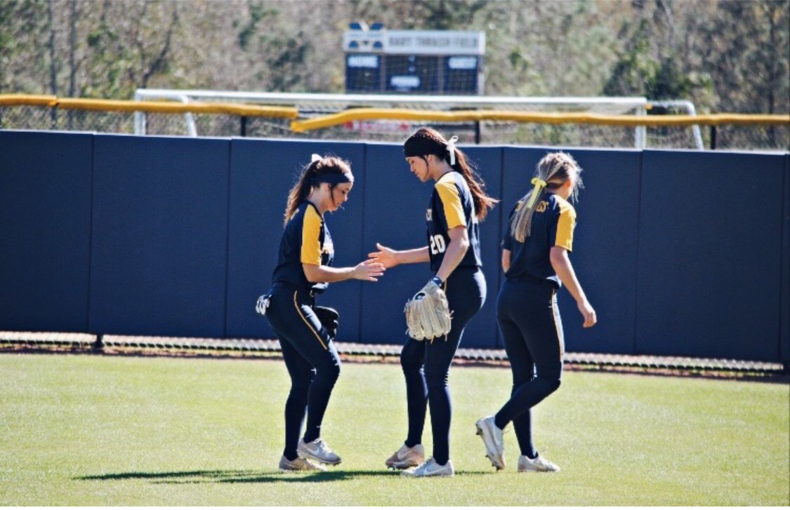 hannahree24's tweet photo. 🥺 miss this so much https://t.co/fsJRBlV1AX