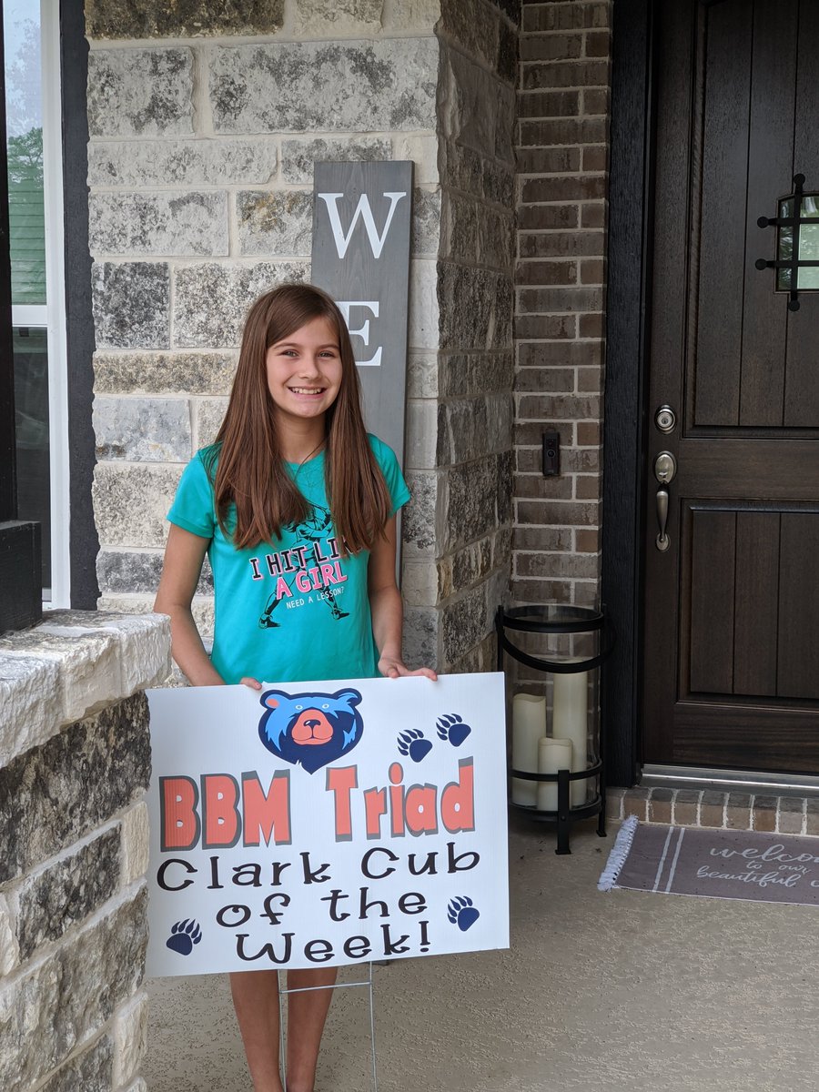 CISaggieteacher's tweet photo. Congratulations to our Cub of the Week! She is such a hard worker and we are so proud of her continued dedication during online learning! #ClarkConnects #CuboftheWeek @KBerg1e @Miss_McD_Math https://t.co/s6Tkdl0MxB
