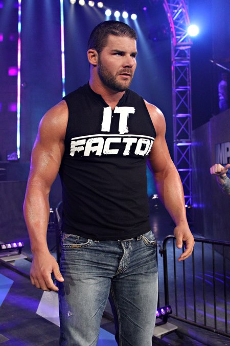 Off The Chain (Not the Real Bobby Roode/Fake) (@gloriousfactor) on Twitter photo 