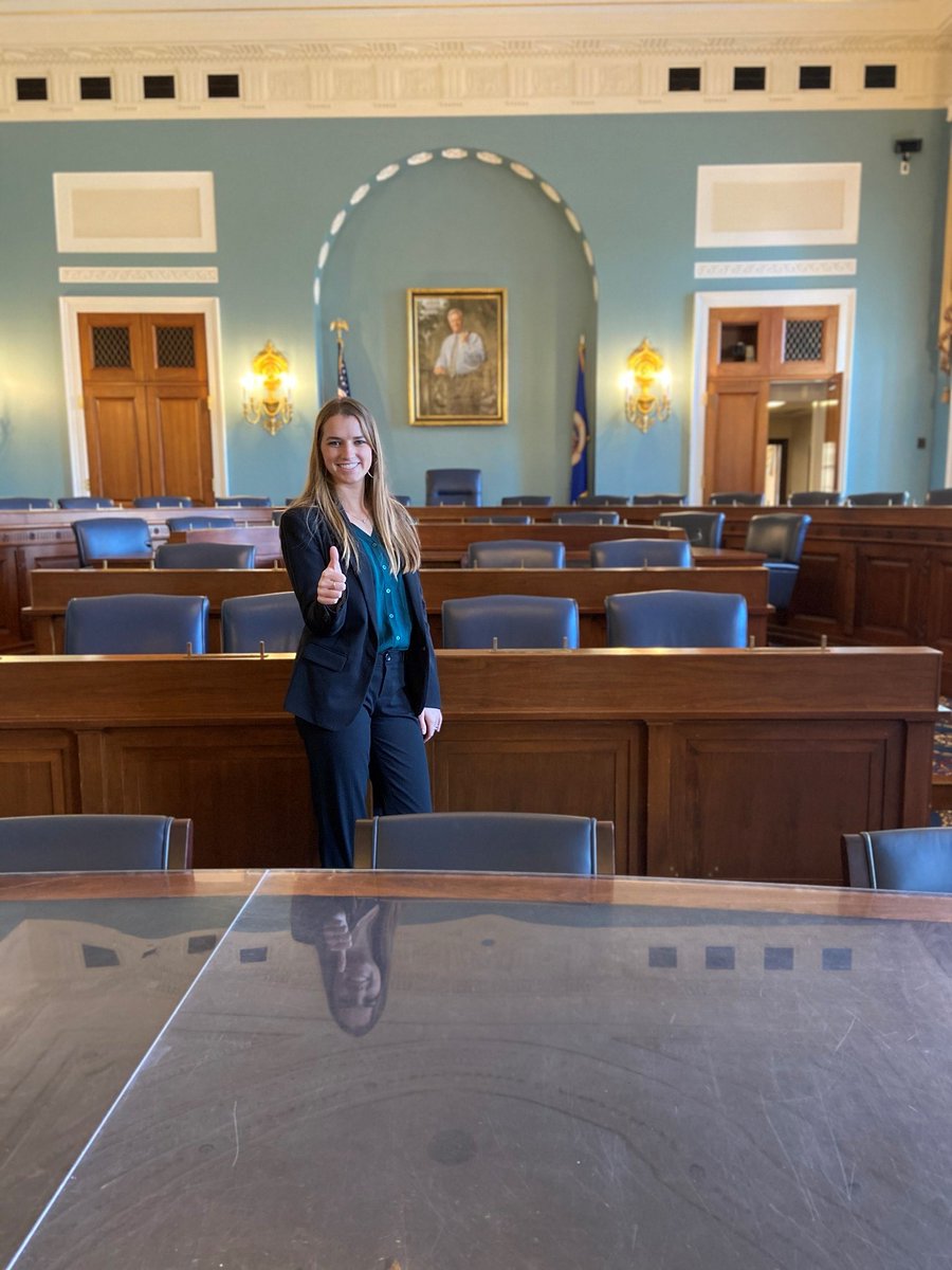 TamuANRP's tweet photo. Sarah Scroggin, ANRP intern for the House Committee on Ag, had some amazing views while working on Capitol Hill. She spent a lot of her days in the Committee hearing room, but she also had free time to go visit the White House with two other ANRP Interns, Katherine and Logan! https://t.co/0HzfUHMCdz