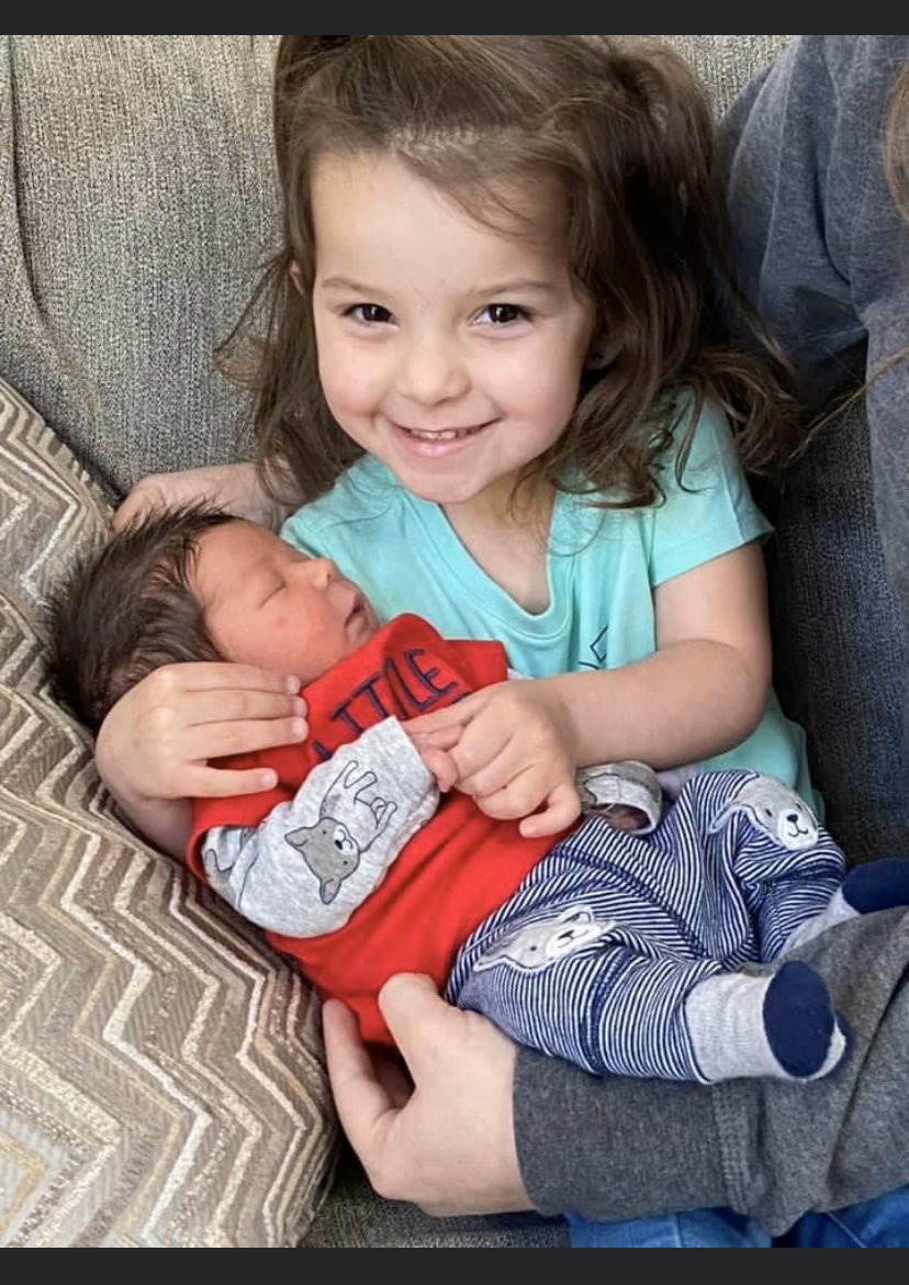 britard4's tweet photo. My babies❤️ https://t.co/fkfh3X8igL