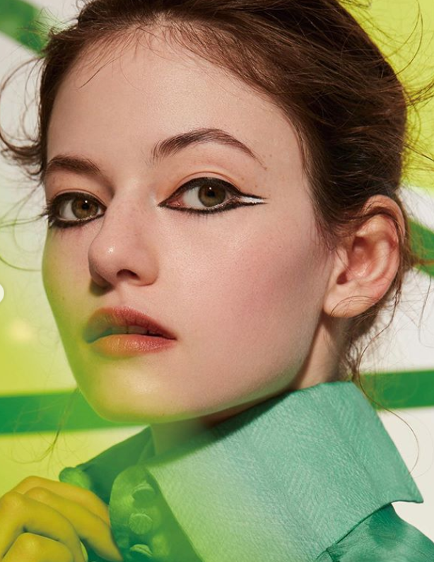 Friendly reminder che adesso Mackenzie Foy (Renesmee Cullen) ha 19 anni ed è lì fuori looking like una divinità #BreakingDawn