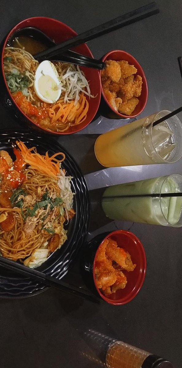 mesitariani_'s tweet photo. @khairinadiar Kangen ramen makanya bedua 😣 https://t.co/j9uC1w1kBc