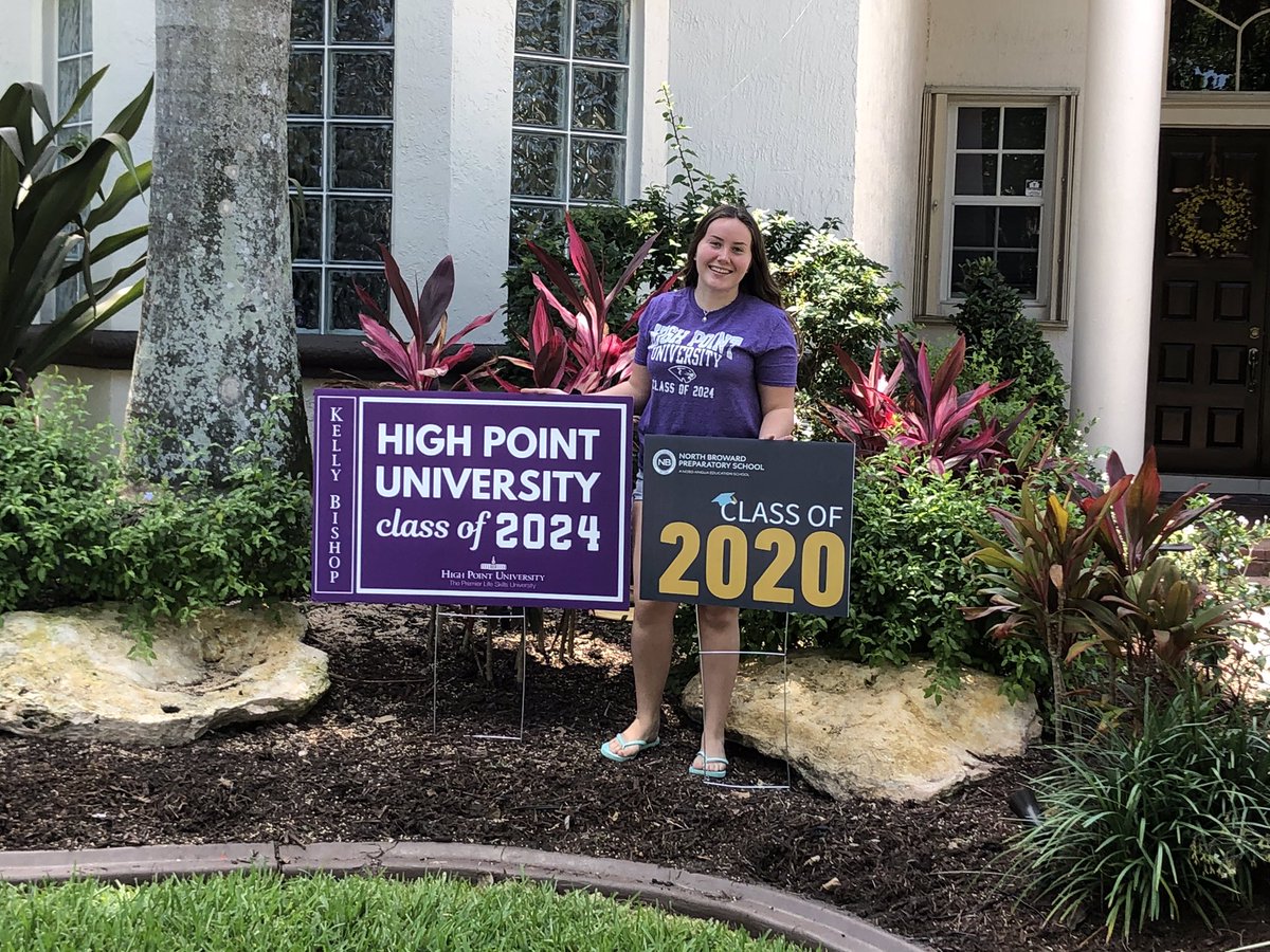 NBPSLower's tweet image. We had so much fun celebrating the @NBPSEagles Senior Class of 2020! You make us proud! Congratulations! #carparade #seniors #nbpseniors2020 @nbstugov
