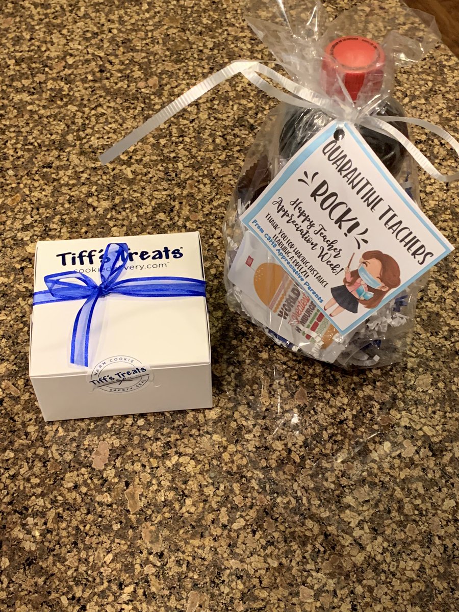 Gayla_Coach1's tweet photo. Quarantine delivery by my CSHS principal &amp; assistants! THANK you CS parents...Max Rutherford, Rob Rogers, and David Ellis....CSHS 3 musketeers! 
Your dedication &amp; leadership is what drives our team. Appreciate your support &amp; heart for students and staff! #itsagreatdaytobeacougar https://t.co/QvEZFC6zK1