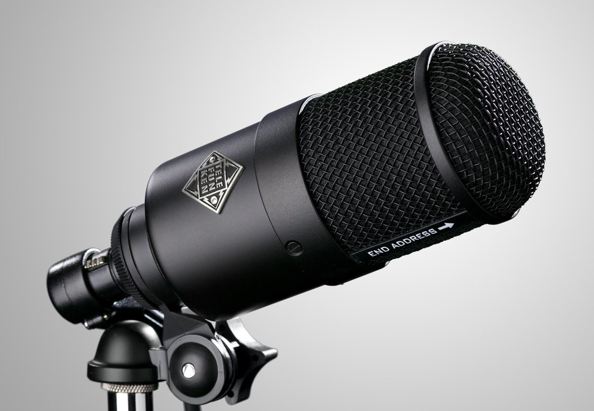 GiveawayWinFree's tweet photo. ENTER HERE—>
https://t.co/ludHck7Kl0
&amp; #retweet to win a Telefunken M82 Microphone! giveaway sweepstakes prize mic home recording studio musician band free music gear producer production audio sound engineer bass kick drum drums vocal vocals voiceover voice actor pro winit #rt rt https://t.co/CBvVDgRYOt
