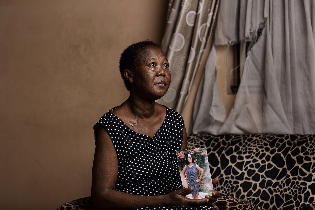 TheMayorOtu's tweet photo. Telling stories that matters to me.
Mrs Linda Atanya was a French teacher at Holy Child College Ikoyi before she had kidney failure, her 2 kidneys gone. 
Creating awareness and raising funds to help her get Transplant and hopefully get her life back! 
Pls consider to help https://t.co/GGCw70iEHc