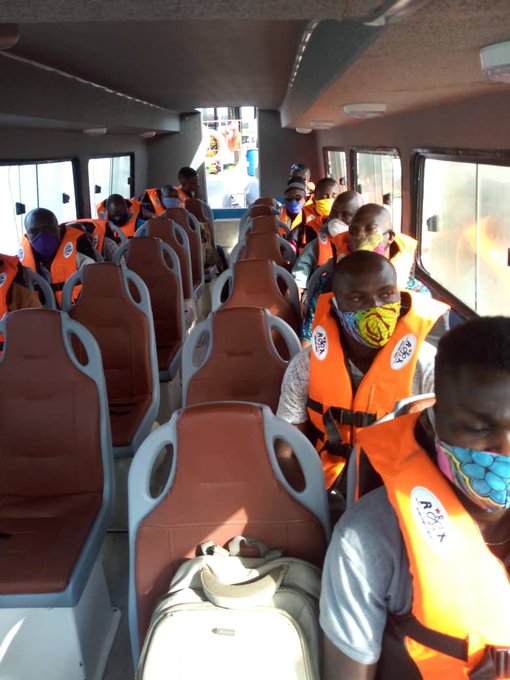 View image on Twitter