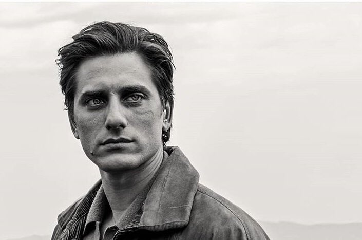 lorenza01tumblr's tweet photo. Vi presento la bellezza del cinema italiano #daviddidonatello https://t.co/87Fao5BwZ0