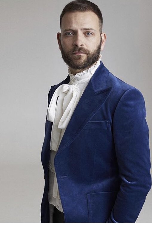 lorenza01tumblr's tweet photo. Vi presento la bellezza del cinema italiano #daviddidonatello https://t.co/87Fao5BwZ0
