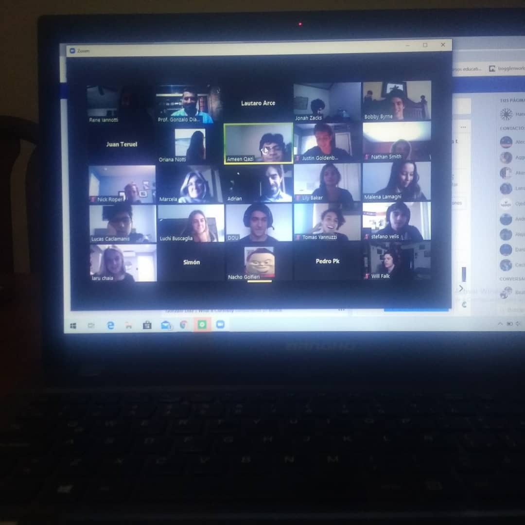gondiaz's tweet photo. Thanks @MattMurrie #curiositybasedlearning for helping me share a great time with @IannottiRene and her students and other teachers and students from #jalisco #mardelplata talking about #education in #COVID__19 #quarentine times https://t.co/7vhXIlqVqk