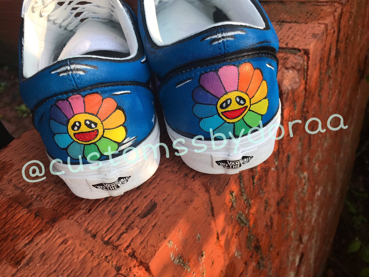 johnwickburnerr's tweet photo. I know y’all don’t support small businesses, but I customize shoes and sell them...just a rt would be nice 🥺 https://t.co/VICyqgT5fx