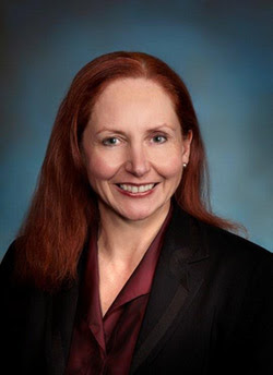 Join us on Monday May 11th at 12pm for our next webinar "Meeting Adversity with Mindfulness and Compassion" presented by Dr. Catherine Phillips MD, FRCP(C).
Register here: discoverycampus.com/pc2020_0511_13…