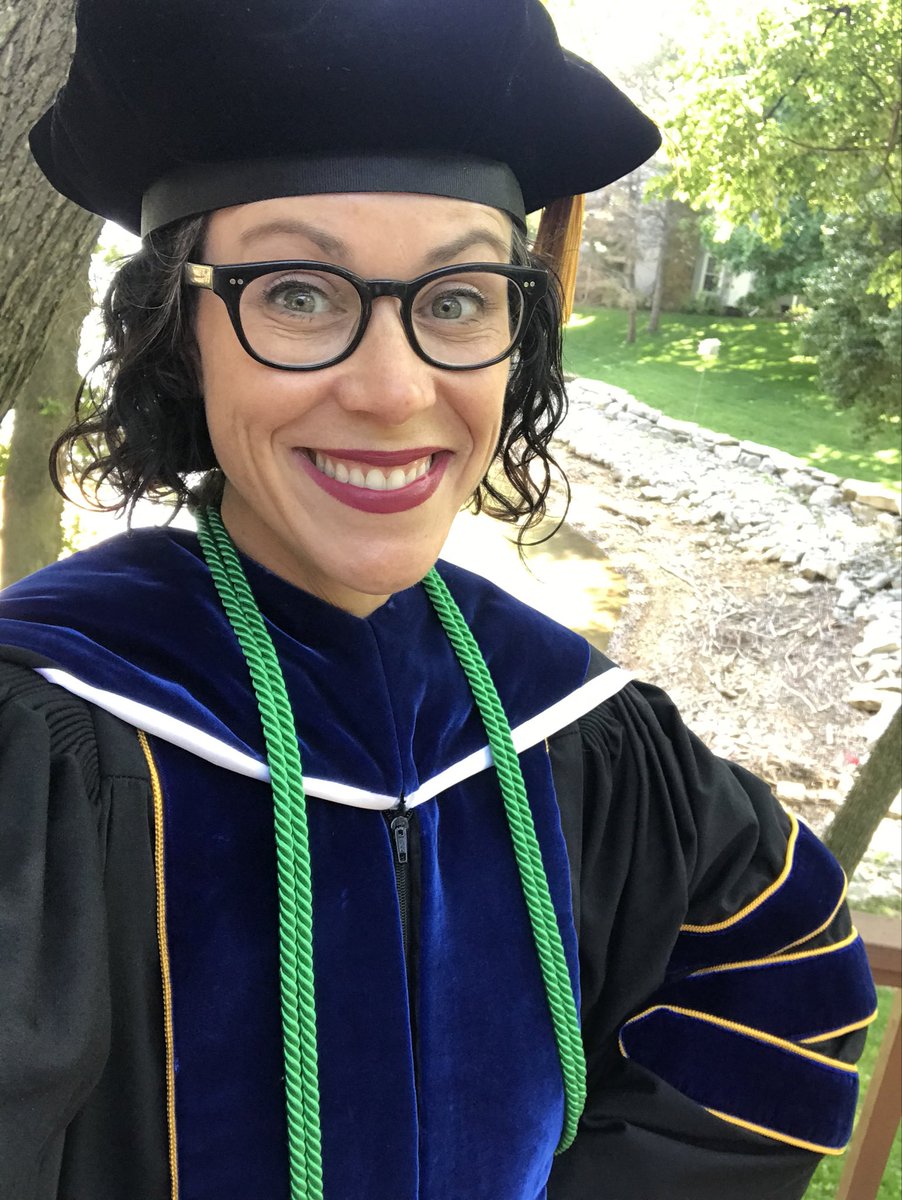 RD4IPE's tweet photo. It’s almost go time for my first convocation as a faculty member at ⁦@OUAlliedHealth⁩. A virtual graduation might look a little different than usual but it’s a surreal feeling all the same. Congrats to all the graduates!! ⁦@OUHSCNutrition⁩ ⁦@BE_4_IPE⁩ https://t.co/0V08YwxSdS