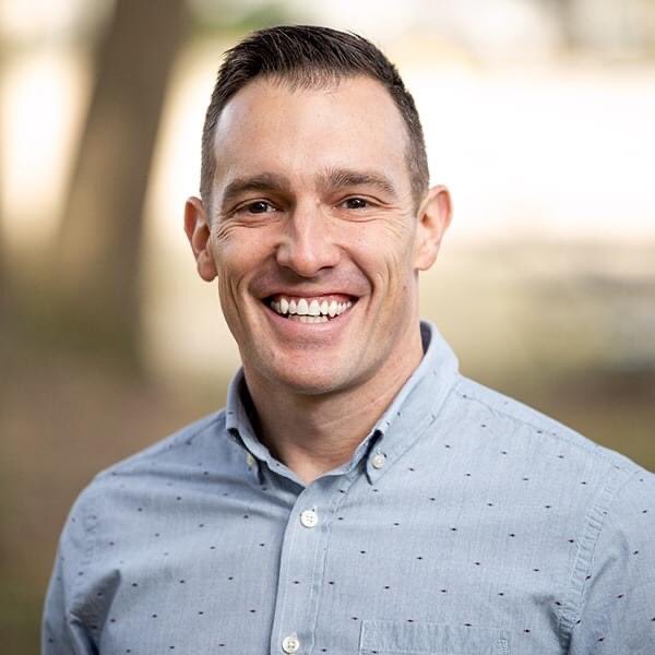NxtLevelWorship's tweet photo. At our International Praise Gathering on May 14th, Jon Tyner, music minister at Olive Church in Pensacola, will share tips on staying connected. Join leaders from around the world! REGISTER at https://t.co/LbQcqlwAth. #NLWI https://t.co/hBzIPO16d5