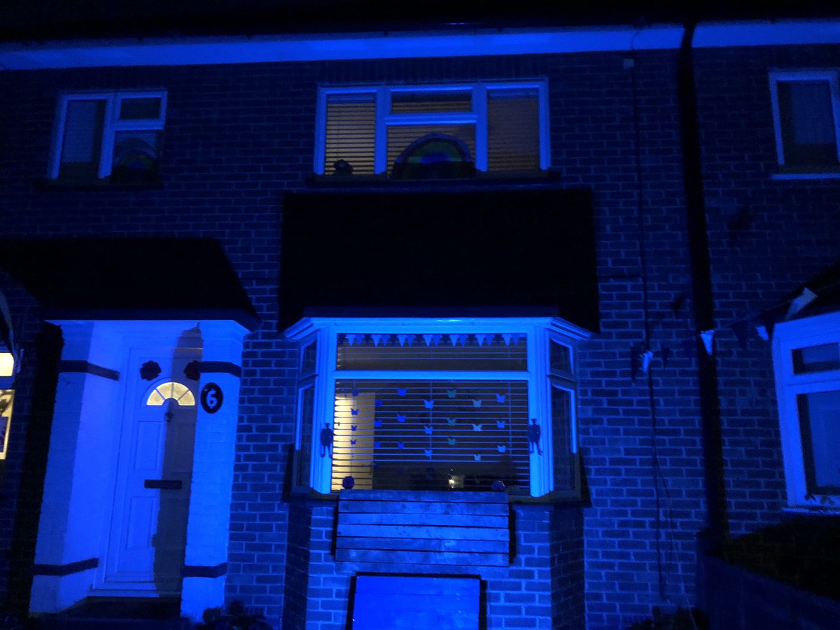 davehall1976's tweet photo. #turntilehurstblue my new lights came today so they will be blue on Thursdays for careers @TilehurstNow @TilehurstLife https://t.co/GW0Cy95rhy